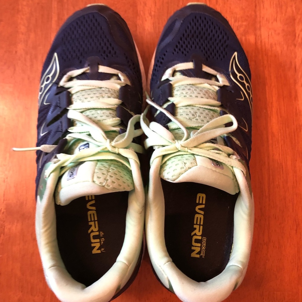 Saucony Everun shoes, size 8.5